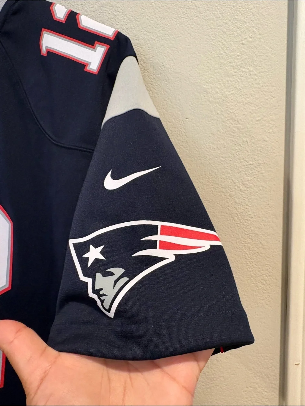 Nike New England Patriots Tom Brady Navy Blue Football Jersey Youth Size Large